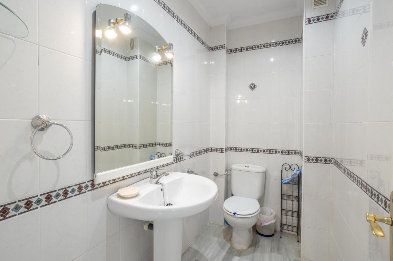 Las Flores 5 - Large Townhouse Nerja Eksteriør billede